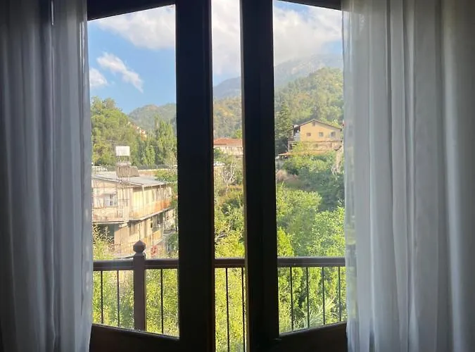 Morfeas * Kakopetria